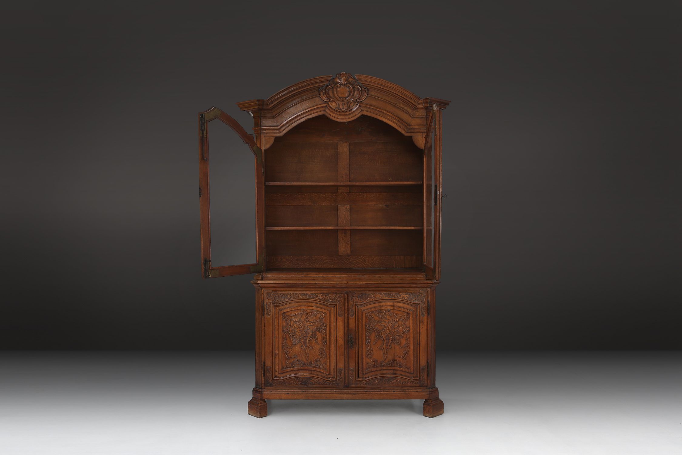 Antique Liège Display Cabinet in Carved Wood, Belgium, 18th Centurythumbnail